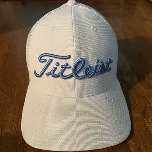 Titleist golf snapback hat,